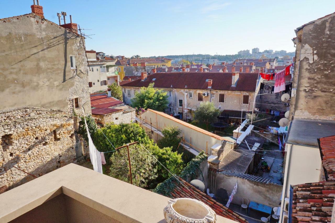 Apartments Epulon Pula Exterior foto